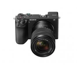 Digitalni fotoaparat  SONY ILCE6700MB serije E  z objektivom SEL18135